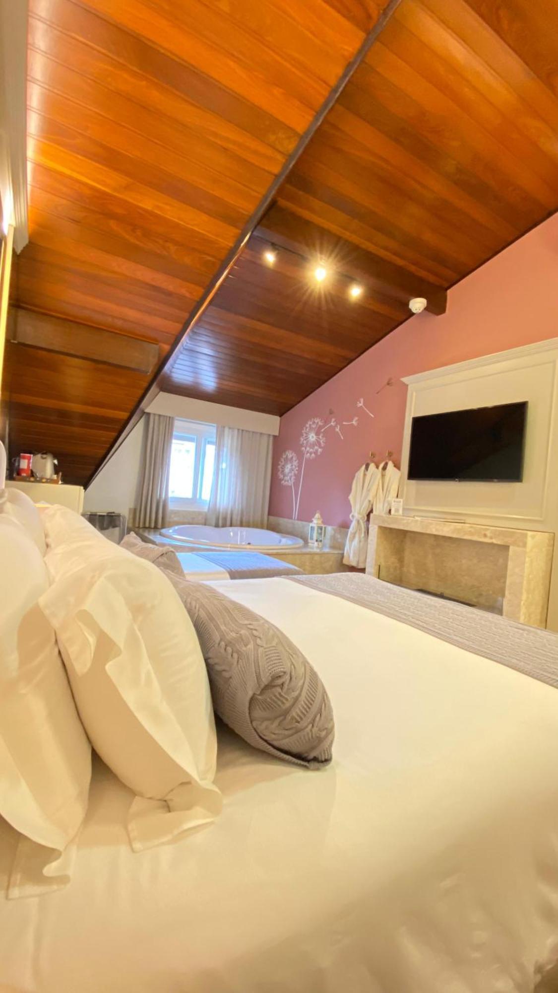 Blumen Hotel Boutique กาเนรา ภายนอก รูปภาพ