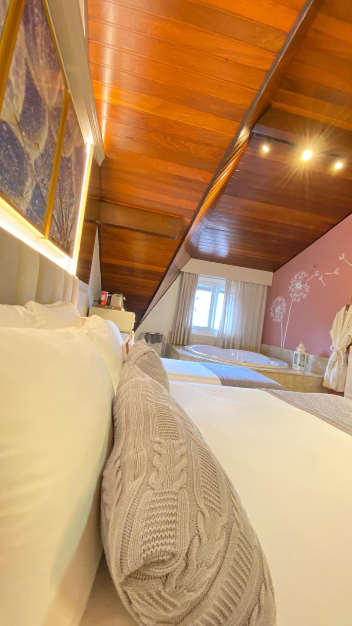 Blumen Hotel Boutique กาเนรา ภายนอก รูปภาพ