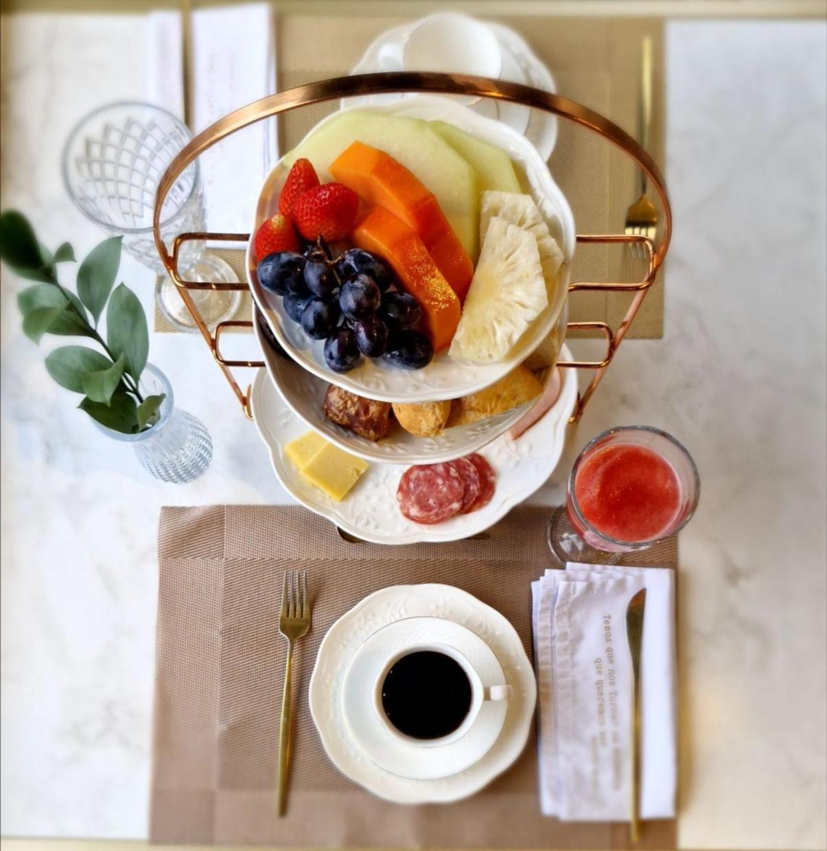Blumen Hotel Boutique กาเนรา ภายนอก รูปภาพ